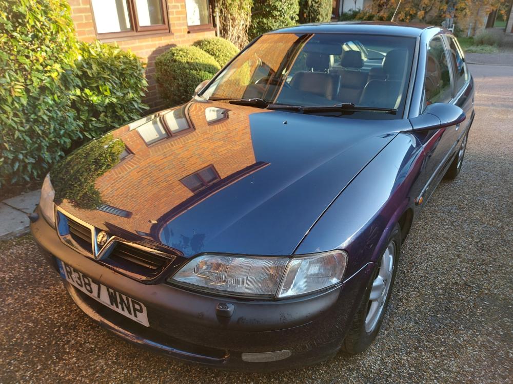 Future vintage Vectra 2.5 V6 CDX Auto for sale Vauxhall